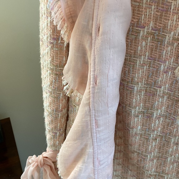 ALBERT NIPON Pink Tweed Ruffle Chiffon Skirt Suit Size 8 - Picture 3 of 14